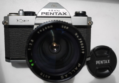 PENTAX  K1000 mit PALLAS AUTO MC I:2.8 F 28mm