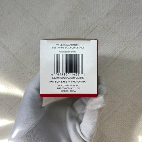 Dusk to Dawn 60W Equivalent LED Bulb Satco S11428 Incandescent Style Bulb 6.5W - Picture 3 of 4