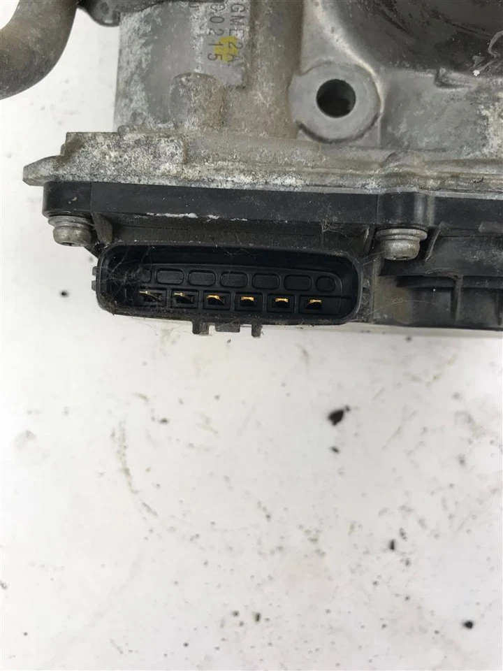 Used Fuel Injection Throttle Body fits: 2010 Honda Insight Grade A Foto 3 de 4