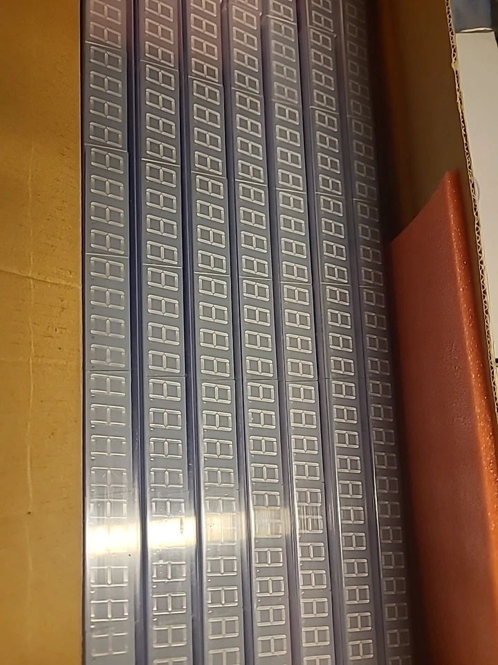 420 PCs of 7-SEGMENT 4-DIGIT LED DISPLAY LUMEX OPTO CA 12 DIP w/ 40 Pin  - Image 2 of 4