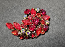 Vintage Red & Pink Rhinestone Tiered Oval Domed Brooch — listing 5