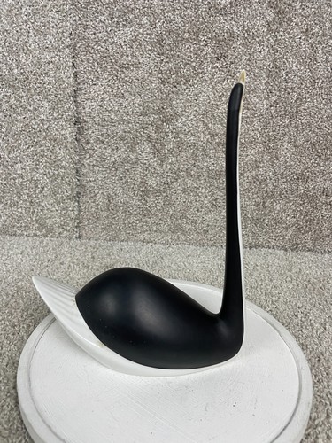 Estatuilla escultura cisne porcelana Royal Dux 9" mate blanco y negro - Imagen 3 de 10