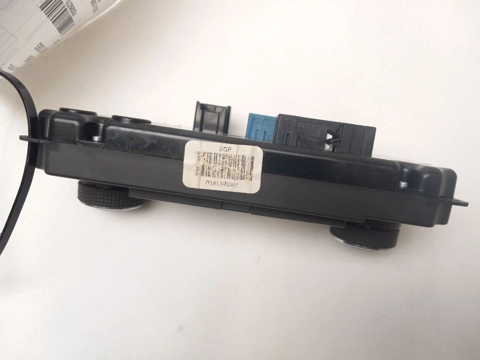 CONTROL DE TEMPERATURA para Nissan Quest 2007-2009 Foto 3 de 4