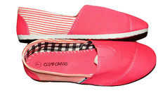 CANVAS CLUB NWB WOMEN'S 7 CORAL SUMMER STRIPED SLIP-ON CANVAS SHOES