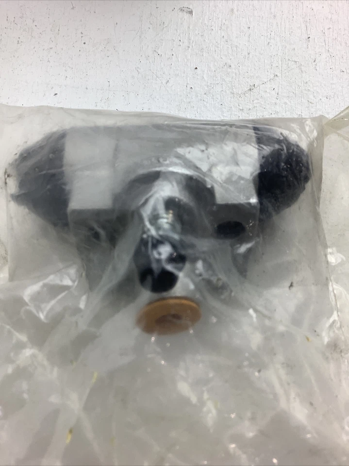 Cilindro de rueda de freno trasero derecho Autopart Intl para Honda Civic 99-02 Foto 3 de 4