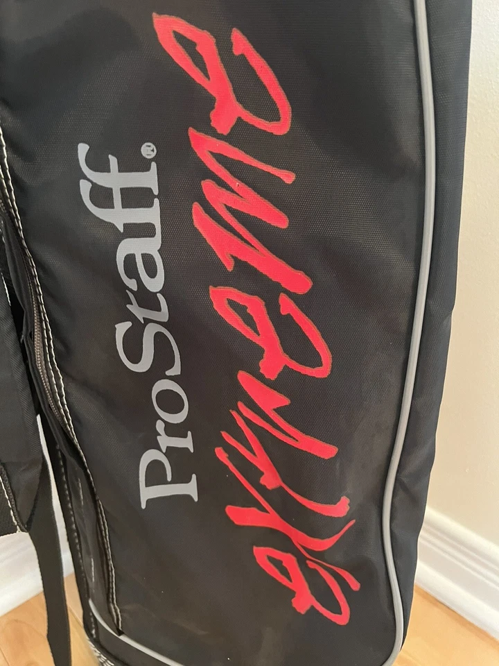 Bolsa de domingo de golf Wilson Pro Staff Extreme Junior de nailon 31 pulgadas Foto 3 de 4