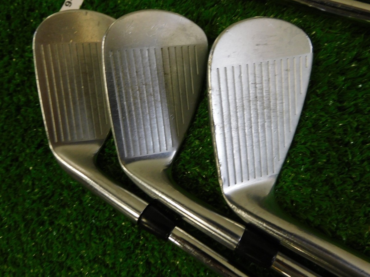Titleist 718 AP2 Forged Irons 6-P AMT Black S300 Stiff Steel Titleist 718 AP2 Forged Irons 6-P AMT Black S300 Stiff Steel