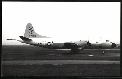 Fotografie Flugzeug Lockheed P-3 Orion, US-Navy LP 157313 mit Staffelabzeichen 