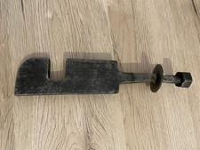 Ancienne Butée arret pour barre clenche porte ancienne, fer forgé serrure