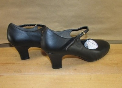 Capezio Womens Manhattan Character Shoe - #653 -Black - Size 11