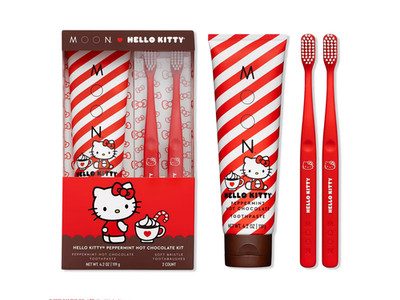 Sanrio Hello Kitty x Moon Peppermint Hot Chocolate Toothbrushes Toothpaste NIB