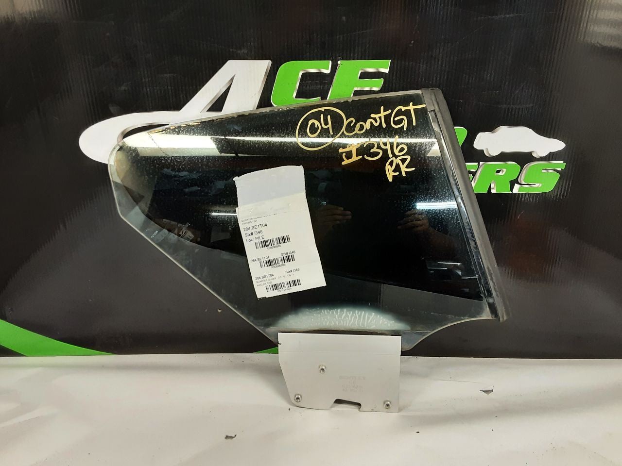 Bentley Continental GT 2004 Quarter glass P/N 596885
