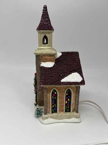 Christmas Valley Lighted Church Original Collector Series Ceramic Village House - Picture 8 of 11