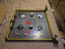 HEXBUG BattleBots Arena MAX Remote Control Robot Battle Set w/ 6 Robots Lot