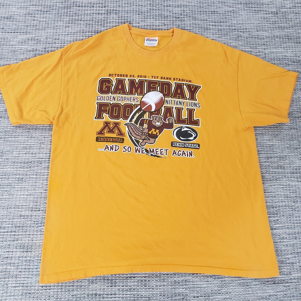 Minnesota Gopher Football TShirt Yellow Size XL 2010 Penn State