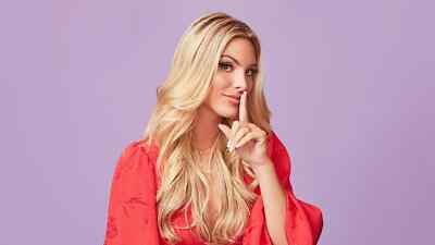 BEAUTIFUL LELE PONS 8X10 Photo