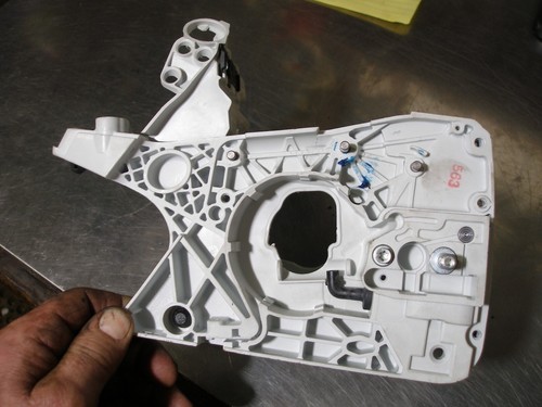 OEM STIHL MS251 MS251C CHAINSAW CRANKCASE OIL TANK HOUSING ENGINE SADDLE #41 - Picture 2 of 5