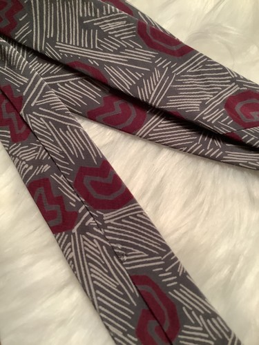 Corbata italiana 100 % seda hecha a mano gris y frambuesa ¡súper guapa! - Imagen 4 de 8