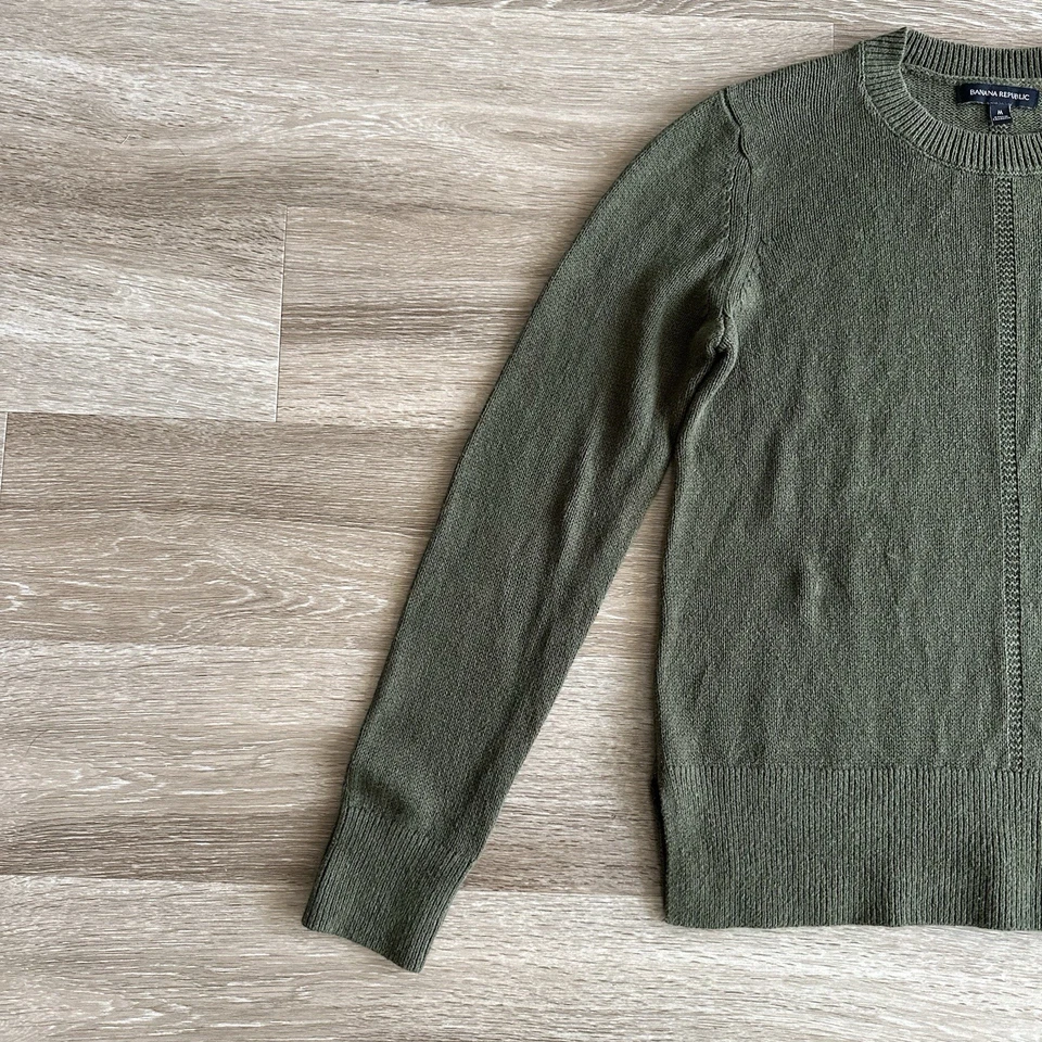 Suéter de cuello redondo Banana Republic verde mediano para hombre Foto 4 de 4