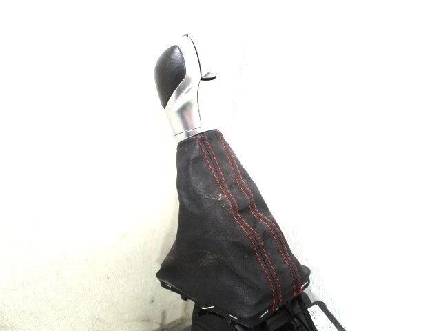 2019 Volkswagen Jetta GLI conjunto de câmbio de marchas de piso automático 59k milhas fabricante de equipamento original LKQ - Imagem 2 de 4