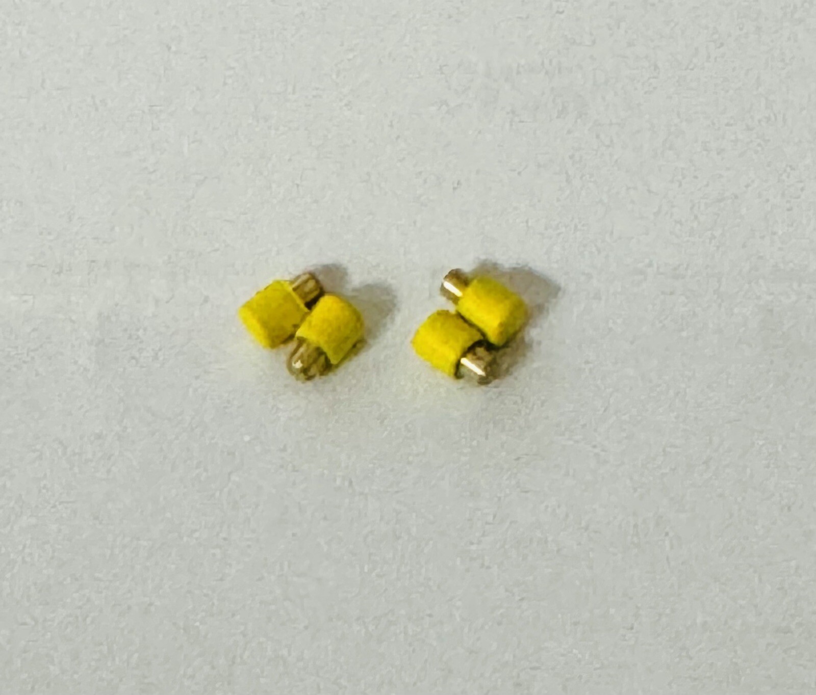 NEW OAKLEY HOLBROOK SUNGLASSES YELLOW REPLACEMENT RIVETS FRONT SCREWS SET OF 4