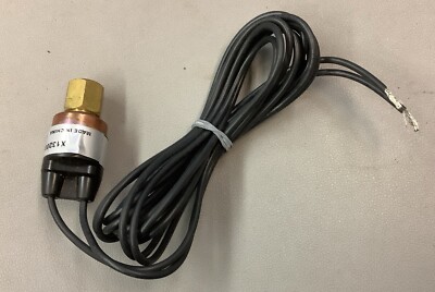 Saginomiya ACB-2UB243W 120/240VAC 400PSI 1/8NPT Pressure Switch (B466)