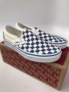 van blue checkered