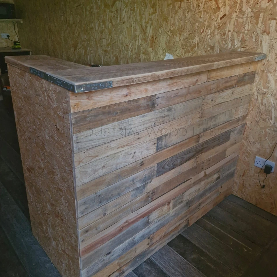 SANDED Reclaimed Pallet Wood  Wall Cladding Recycled Timber Planks - Image 2 of 4