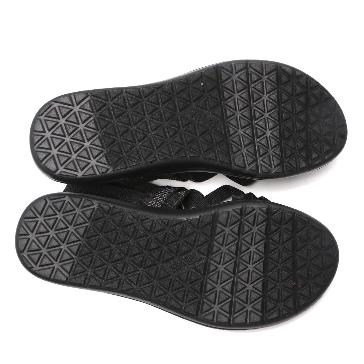 TEVA Voya Strappy Sandals Black Crisscrossed Shoes Elastic TEVA Voya Strappy Sandals Black Crisscrossed Shoes Elastic
