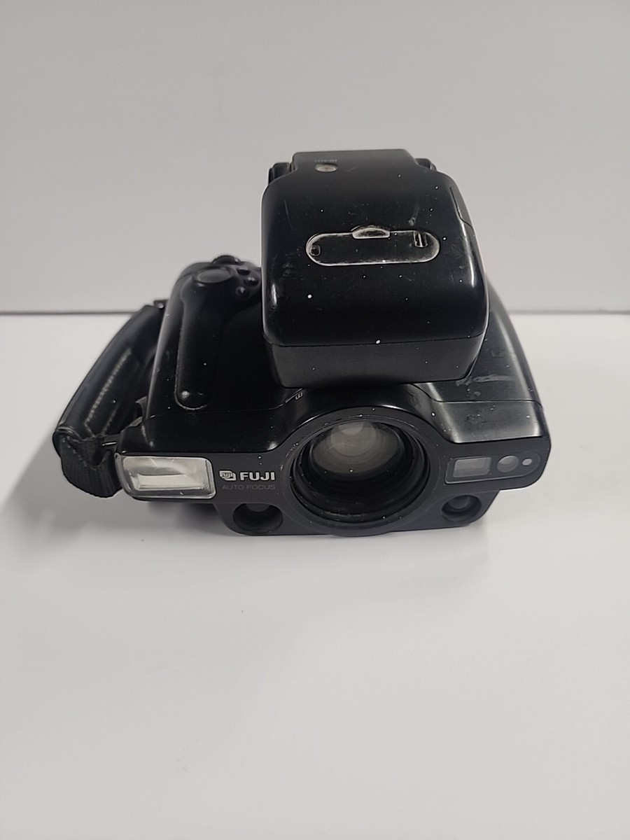 Fuji Discovery 3000 Zoom 35mm Film Camera with Flash 38-115mm Lens