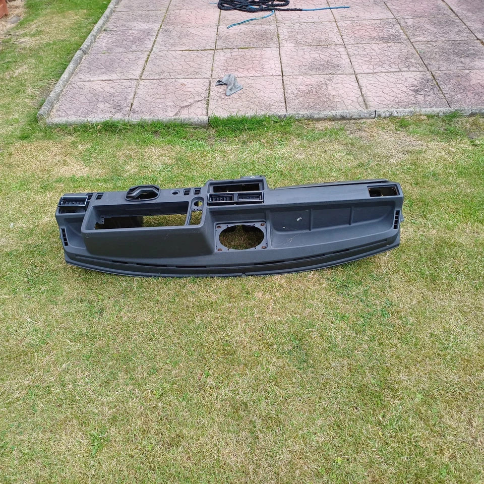 Escort Dashboard Mk3 - Image 4 of 4