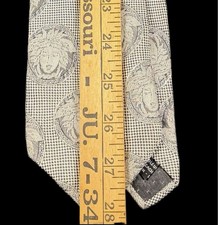 Gianni Versace Vintage Tie 100 Silk Made In Italy Medusa Heads Vintage 90S