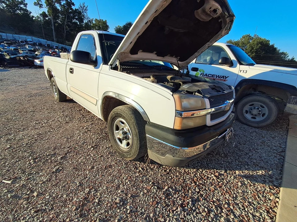 Used Front Left Seat Front fits: 2004 Chevrolet Silverado 1500 pickup bucket and - Изображение 4 из 4