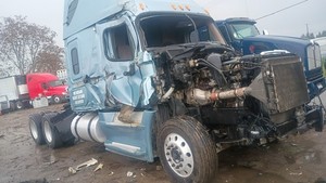 2013 FREIGHTLINER CASCADIA 125 14.8L DD15 engine only
