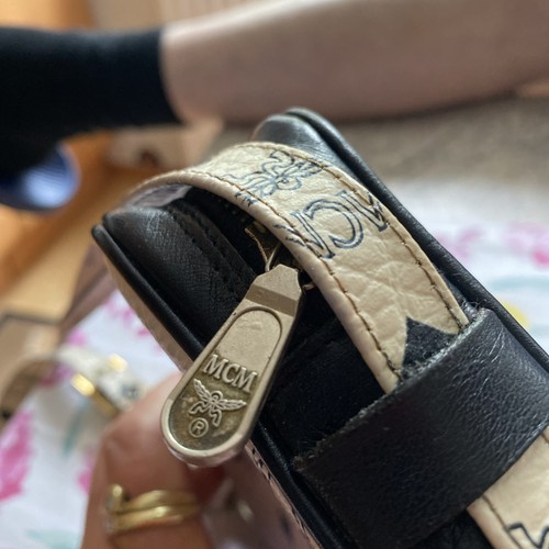 MCM Damen Umhängetasche Leder - Bild 4 von 5