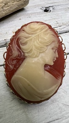 Modern Victorian Revival Creamy Rose Resin Cameo Gold Tone Brooch Pin  