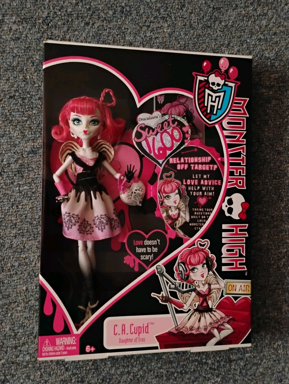 De colección 2011, Monster High "Sweet 1600" C.A. Muñeca Cupido. ¡Nuevo y en caja original!