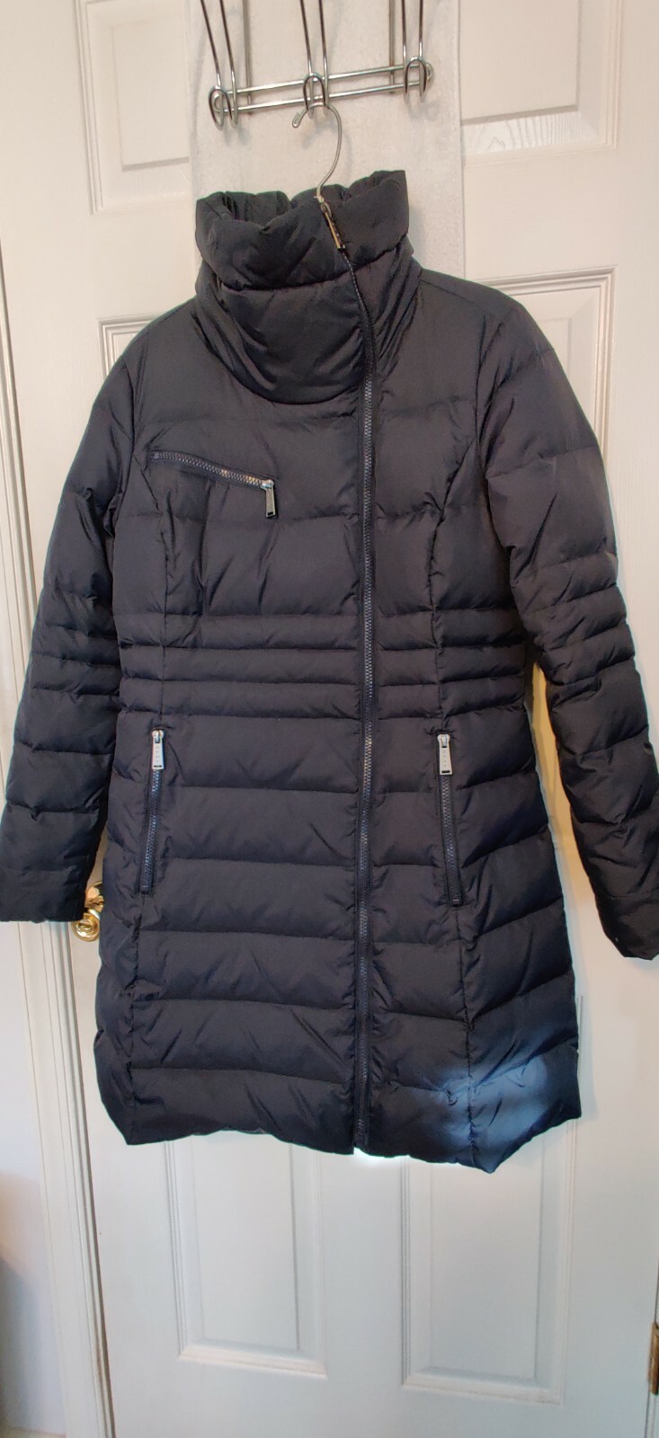 DKNY Medium Navy Blue Puffer Down Coat for Women