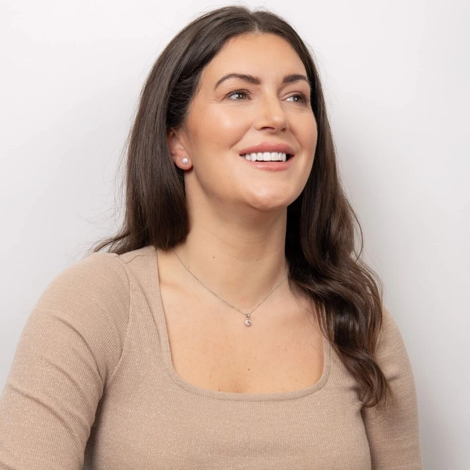 Zaffiro Rosa Orecchini con Diamante Surround IN 9ct Oro Bianco Britannico Fatto - Immagine 3 di 4