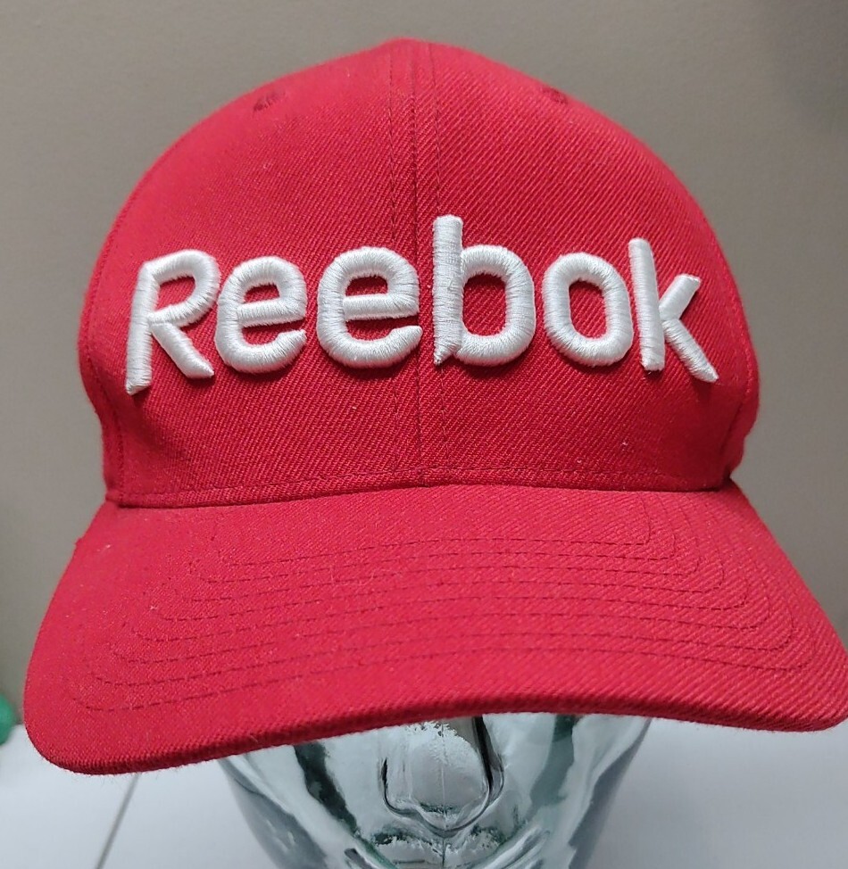 Topi Bisbol Reebok Red Cap Reebok Embroidered Snapback Cap Hat