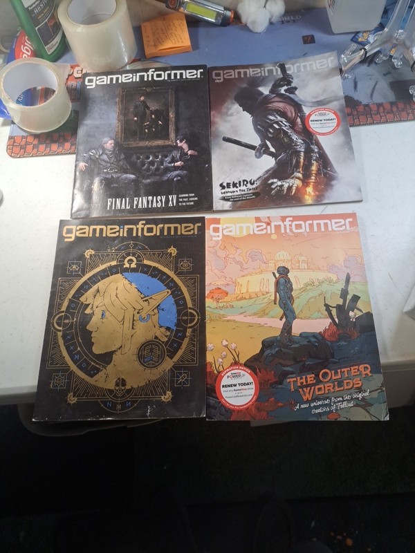 GameStop Game Informer Magazine Lot Issue # 277, 280, 310 & 311 Zelda 2 Of 2