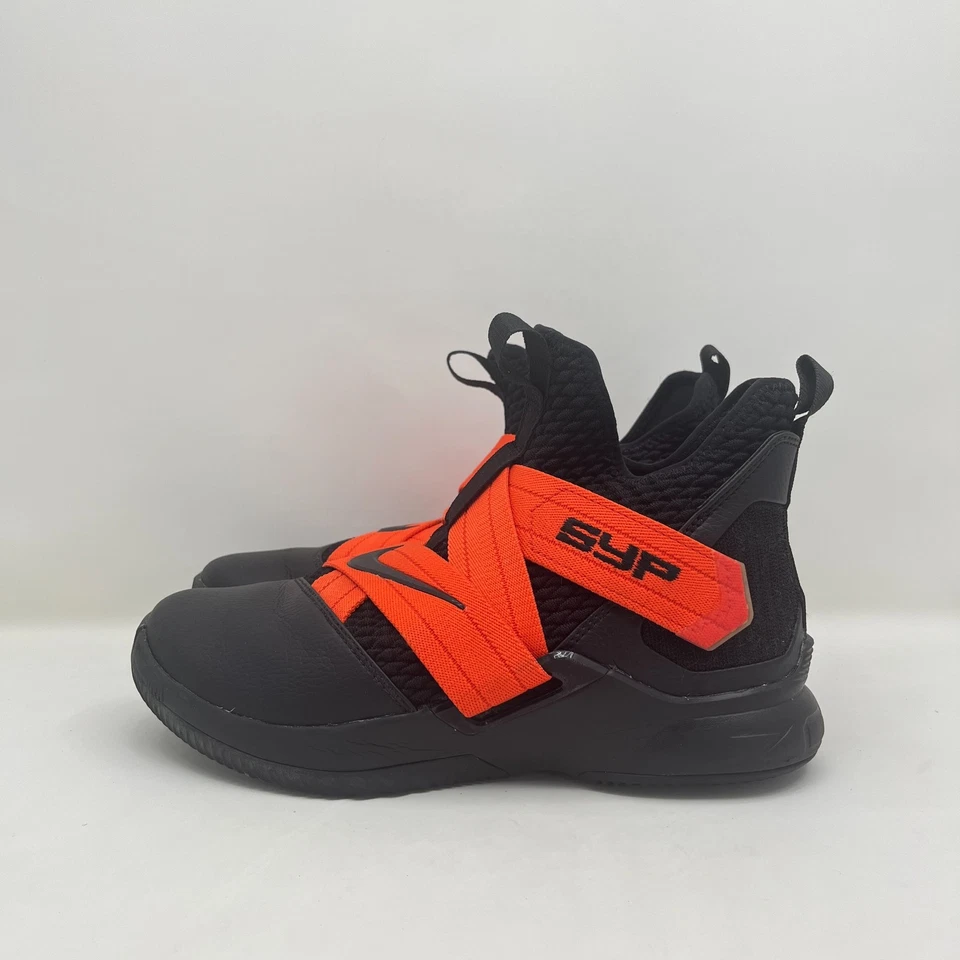 Nike LeBron Soldier 12 XII Bred Black Red Basketball AR6333-991 Men's Size 7.5 - Image 4 of 4