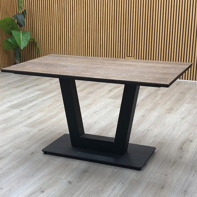 Möbeldorf Esstisch 'Venus' Jupiteroptik modernes Interieur - 135 cm