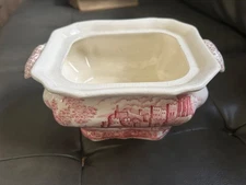 Vintage MYOTT bone china Red  6”x5.5” Vegetable Soup Tureen England