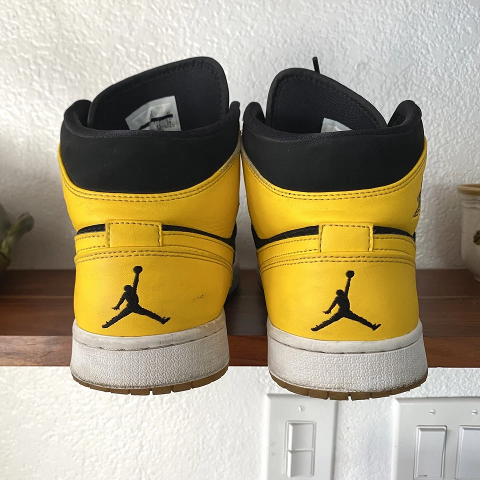 Air Jordan 1 Retro 2017 Mid New Love - Size 11 - Image 4 of 4