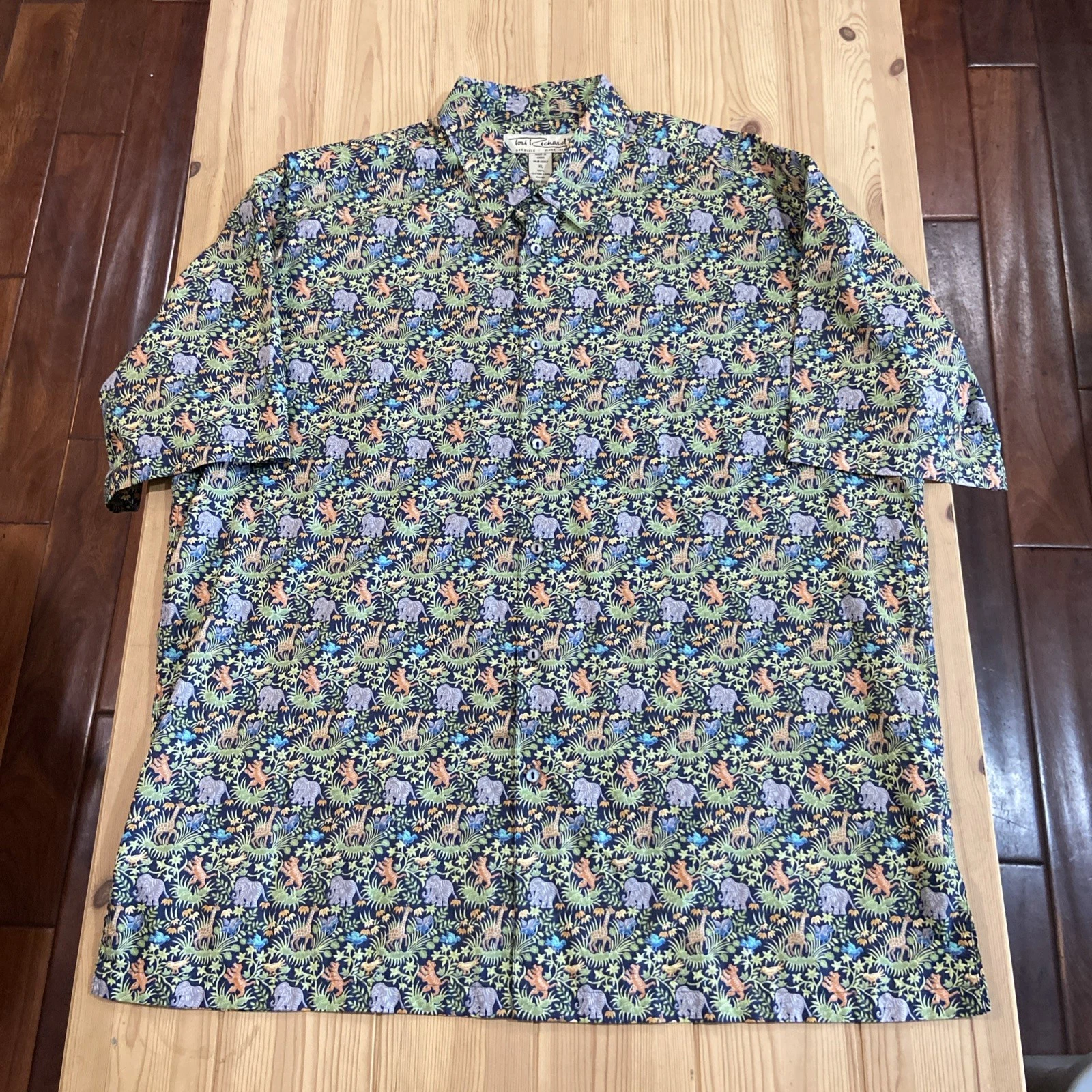 Tori Ricahrd Shirt Mens XL Animals Floral Hawaiian Cotton Lawn Short Sleeve