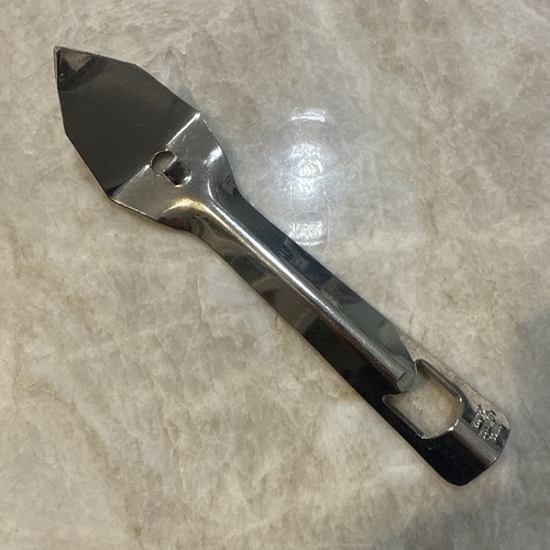 WINCO, CO-302, HEAVY DUTY STAINLESS STEEL KING SIZE CAN PUNCH / BOTTLE OPENER