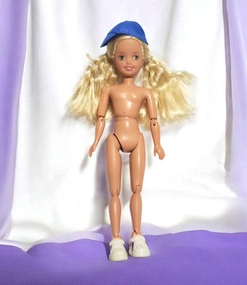 Awesome Skateboard Stacie #24644 Barbie Sister Doll - Nude - Mattel (1999)
