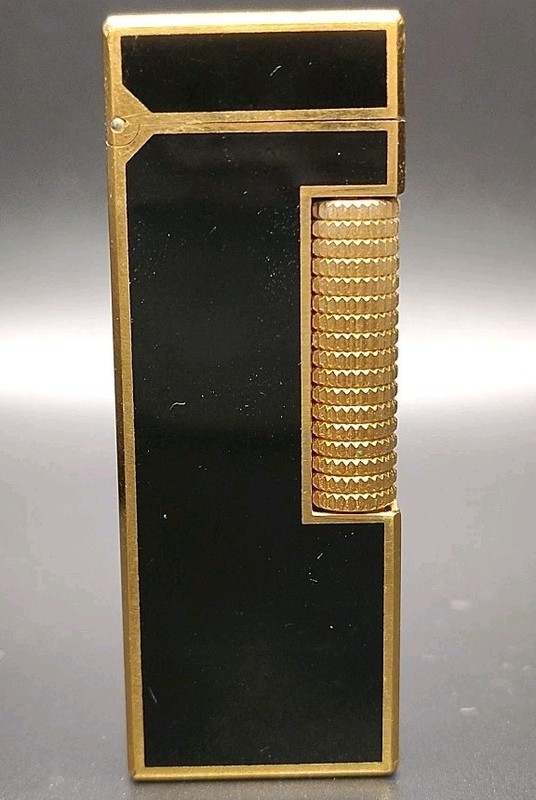 Dunhill lighter body black and gold- Not Serviced
