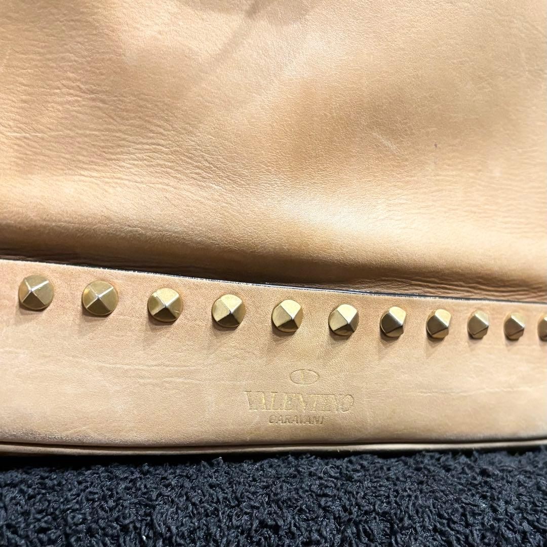 Valentino Garavani Rockstud Leather Handbag Beige B+ Status Japan thumbnail 5